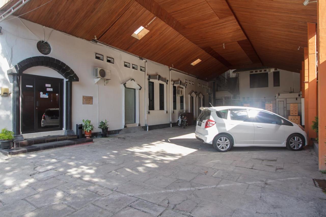Hotel RedDoorz near Jalan Sudirman Padang Zewnętrze zdjęcie