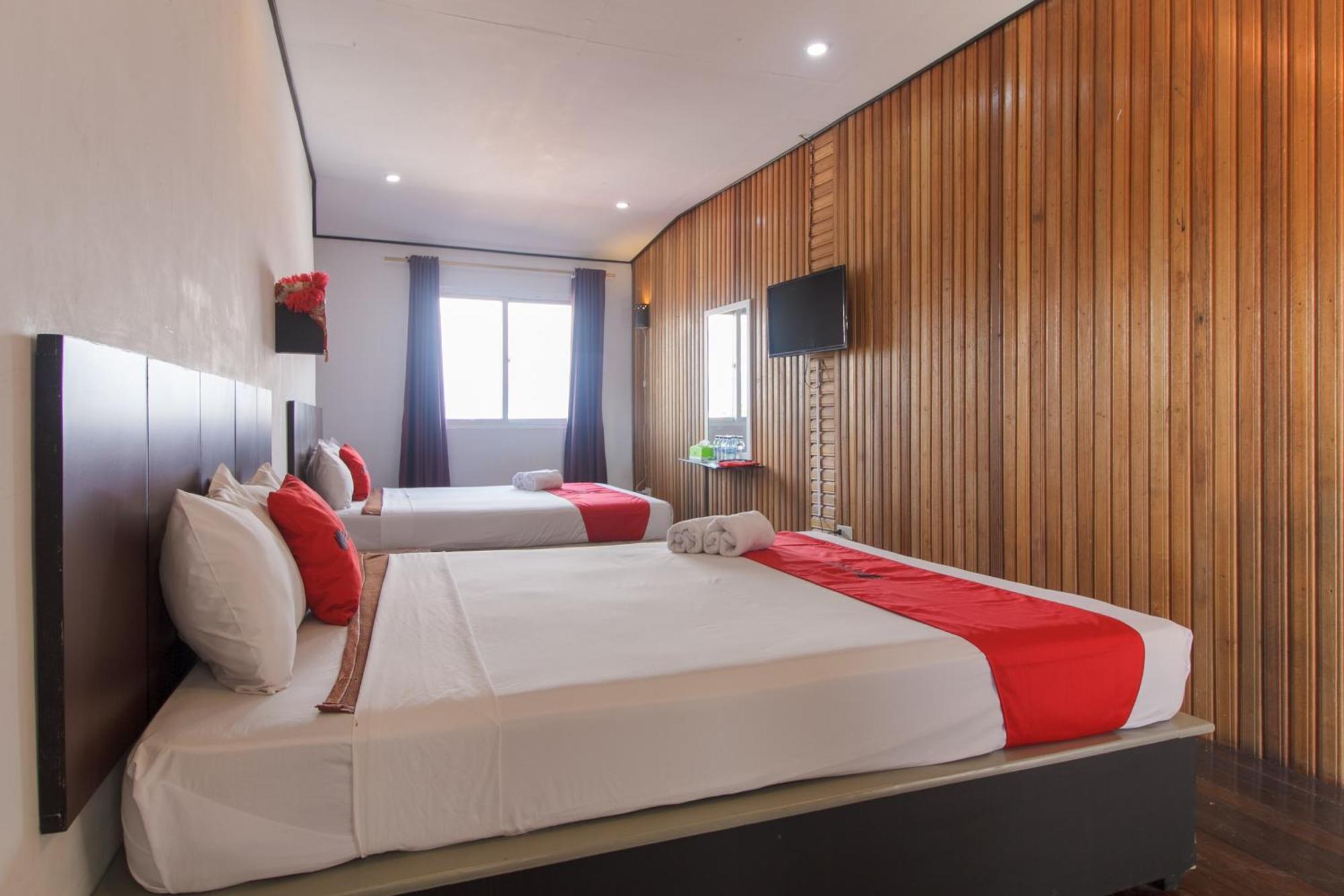 Hotel RedDoorz near Jalan Sudirman Padang Zewnętrze zdjęcie
